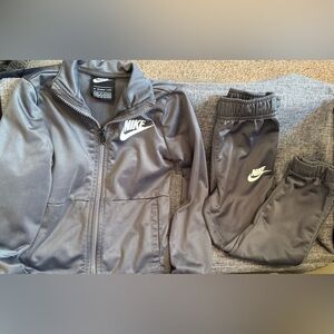 Nike Kids grey Jacket & Pants Set